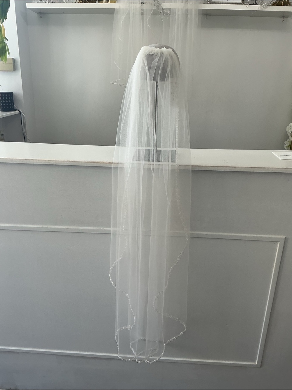Classic Single-Tier Bridal Veil with Beaded Edge